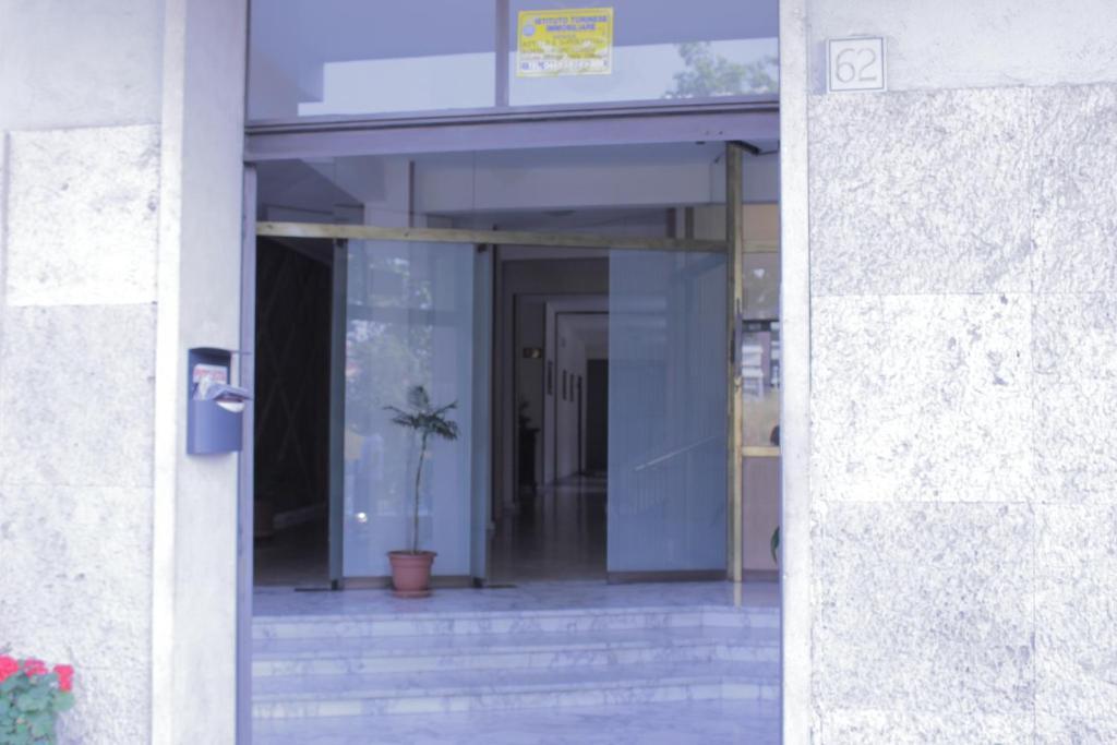 Tourist House Roma Aparthotel Стая снимка