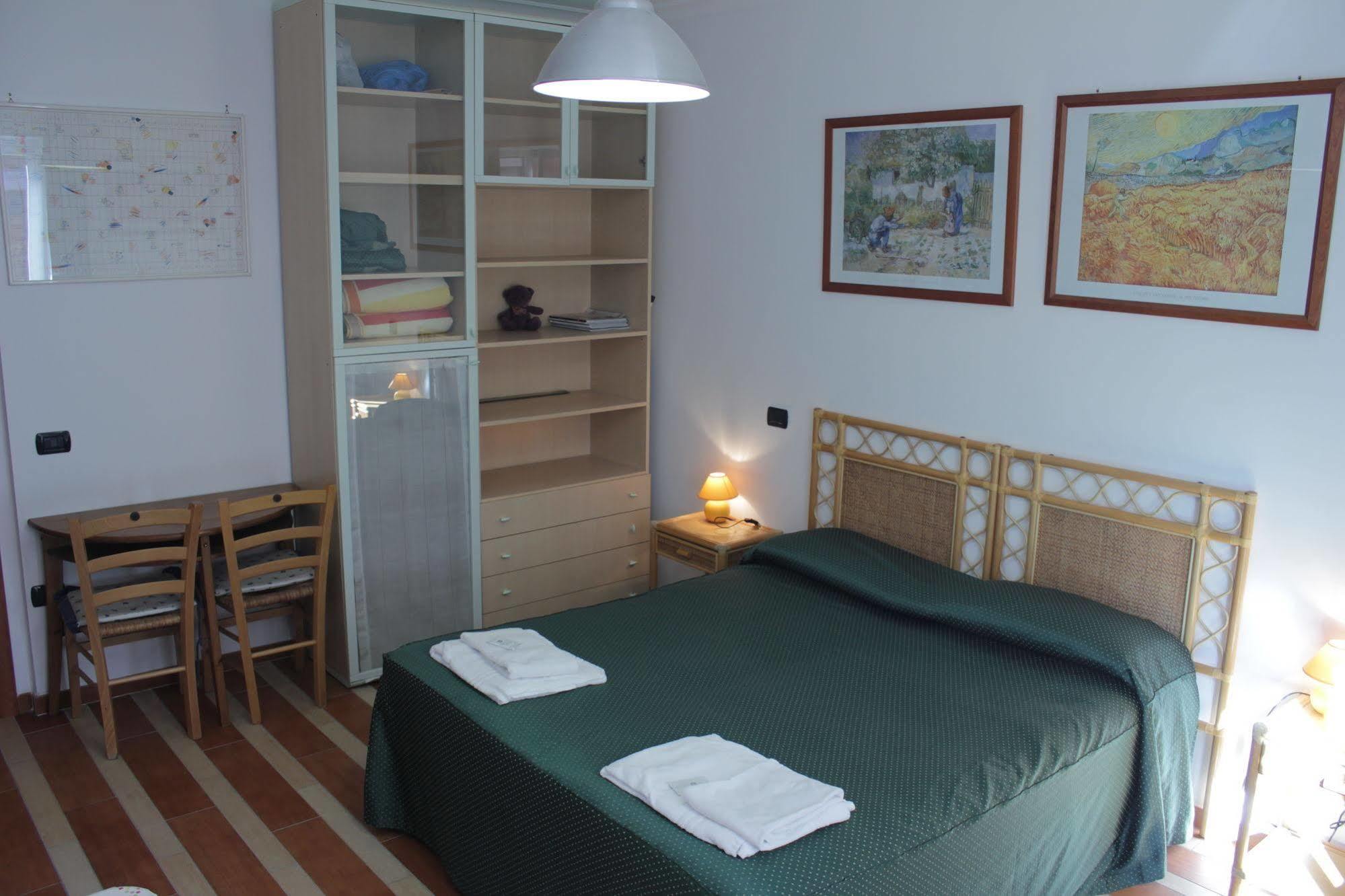Tourist House Roma Aparthotel Екстериор снимка